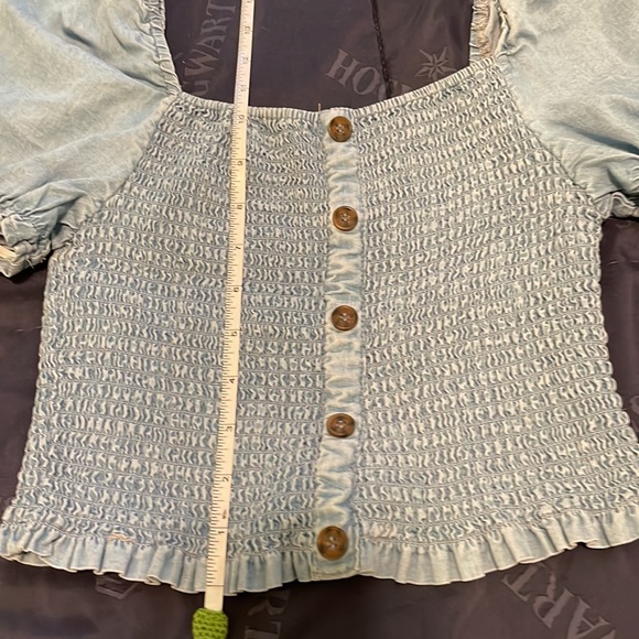 Love Tree, Blue off the shoulder top ❗️SMOKE FREE HOME❗️ - Picture 7 of 11